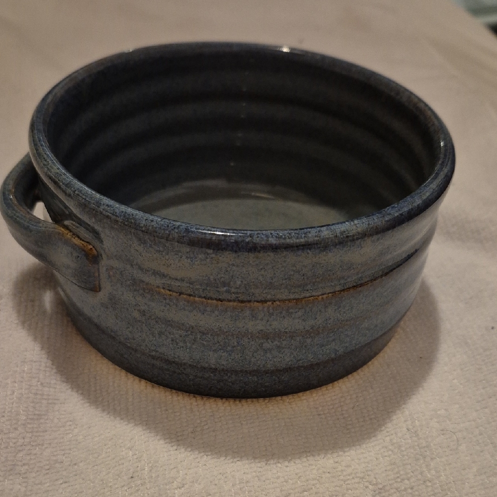 HILLBORN Blue Pottery Bowl